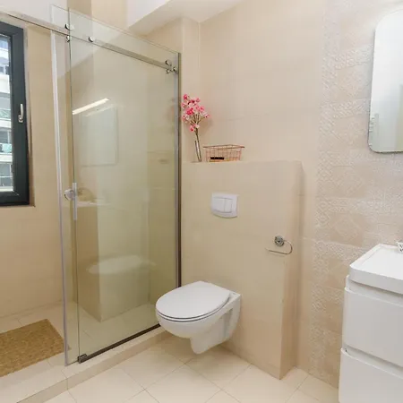 Lakeside Blanca Adamar Apartment
